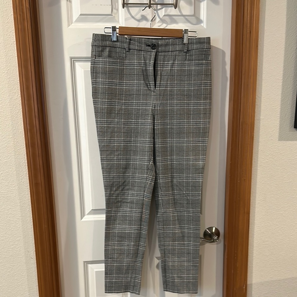 LOFT Gray Dress Pants with Classic Plaid Design
